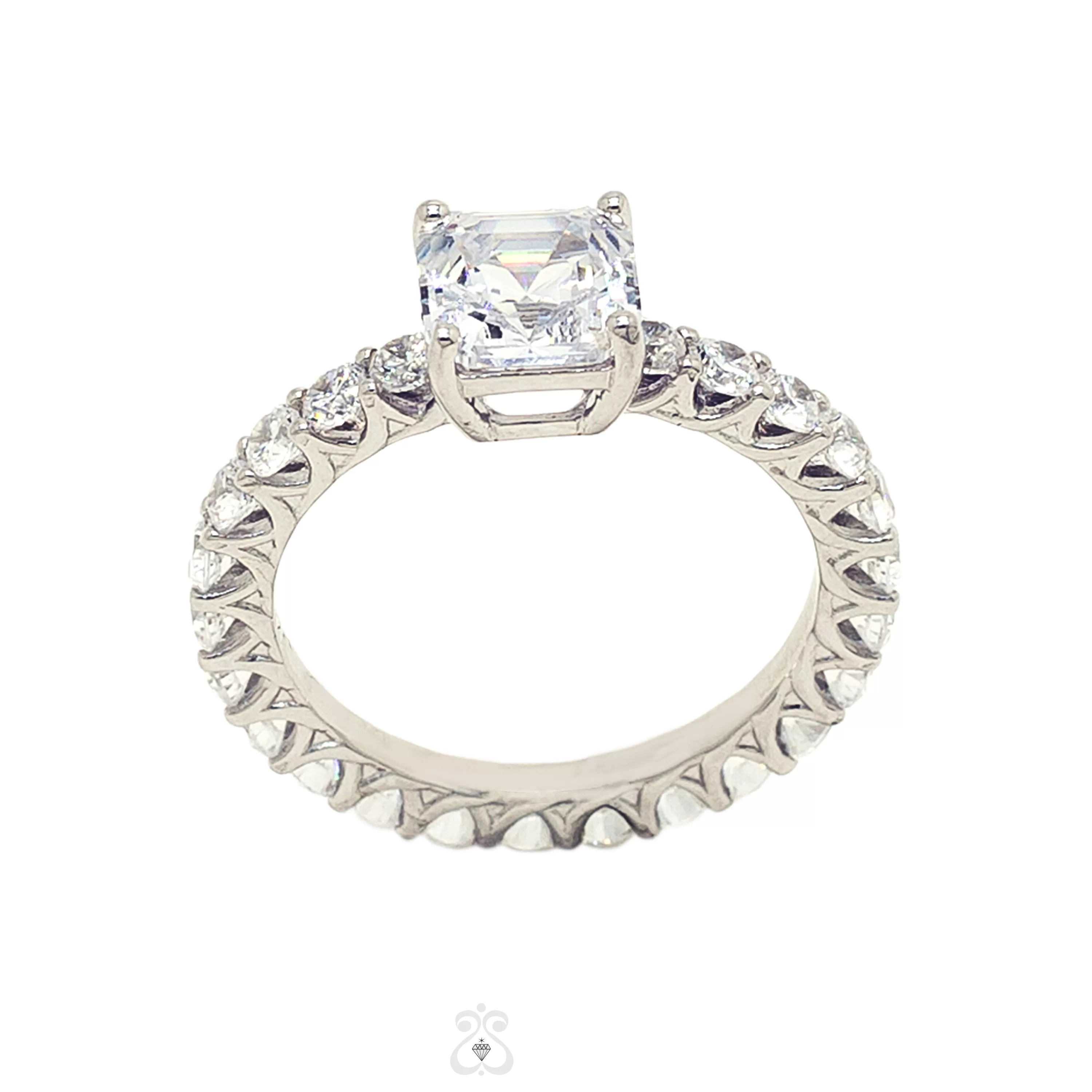 Eternal Radiance Ring